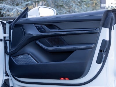 2026 Porsche Taycan Taycan Turbo S Cross Turismo