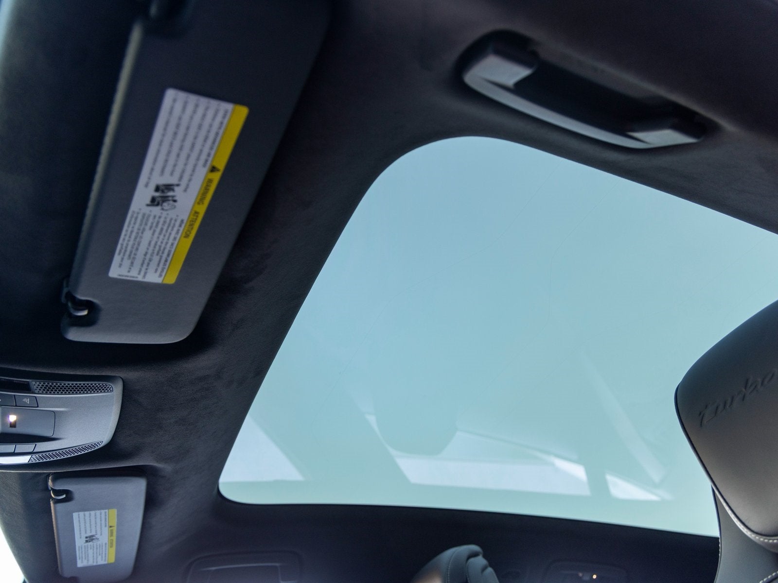 2026 Porsche Taycan Taycan Turbo S Cross Turismo