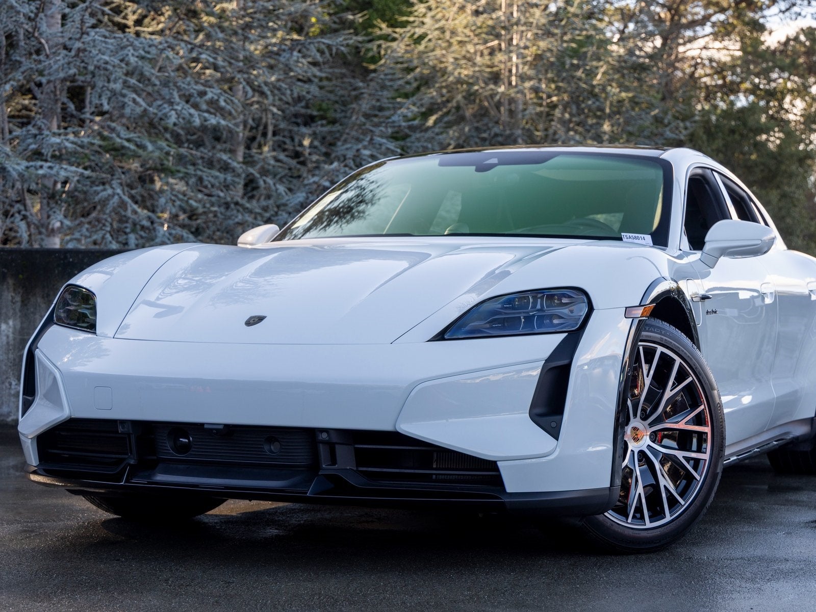 2026 Porsche Taycan Taycan Turbo S Cross Turismo