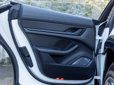 2026 Porsche Taycan Taycan Turbo S Cross Turismo