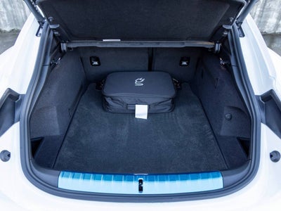 2026 Porsche Taycan Taycan Turbo S Cross Turismo