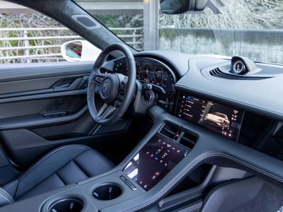 2026 Porsche Taycan Taycan Turbo S Cross Turismo