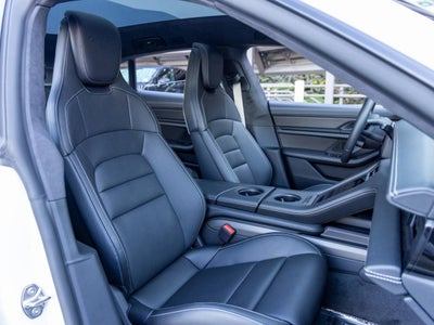 2026 Porsche Taycan Taycan Turbo S Cross Turismo