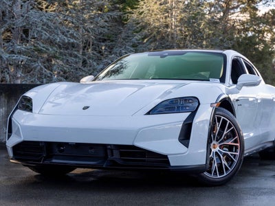2026 Porsche Taycan Taycan Turbo S Cross Turismo