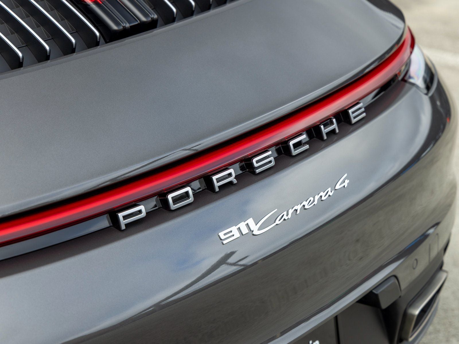 2020 Porsche 911 Carrera 4