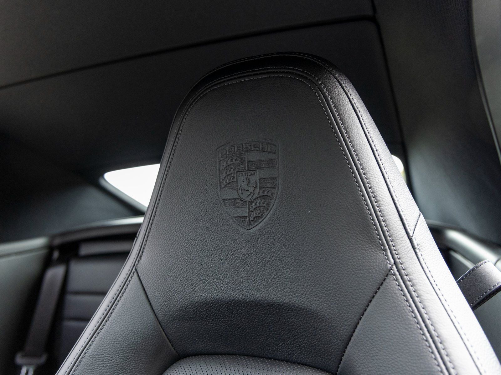 2020 Porsche 911 Carrera 4