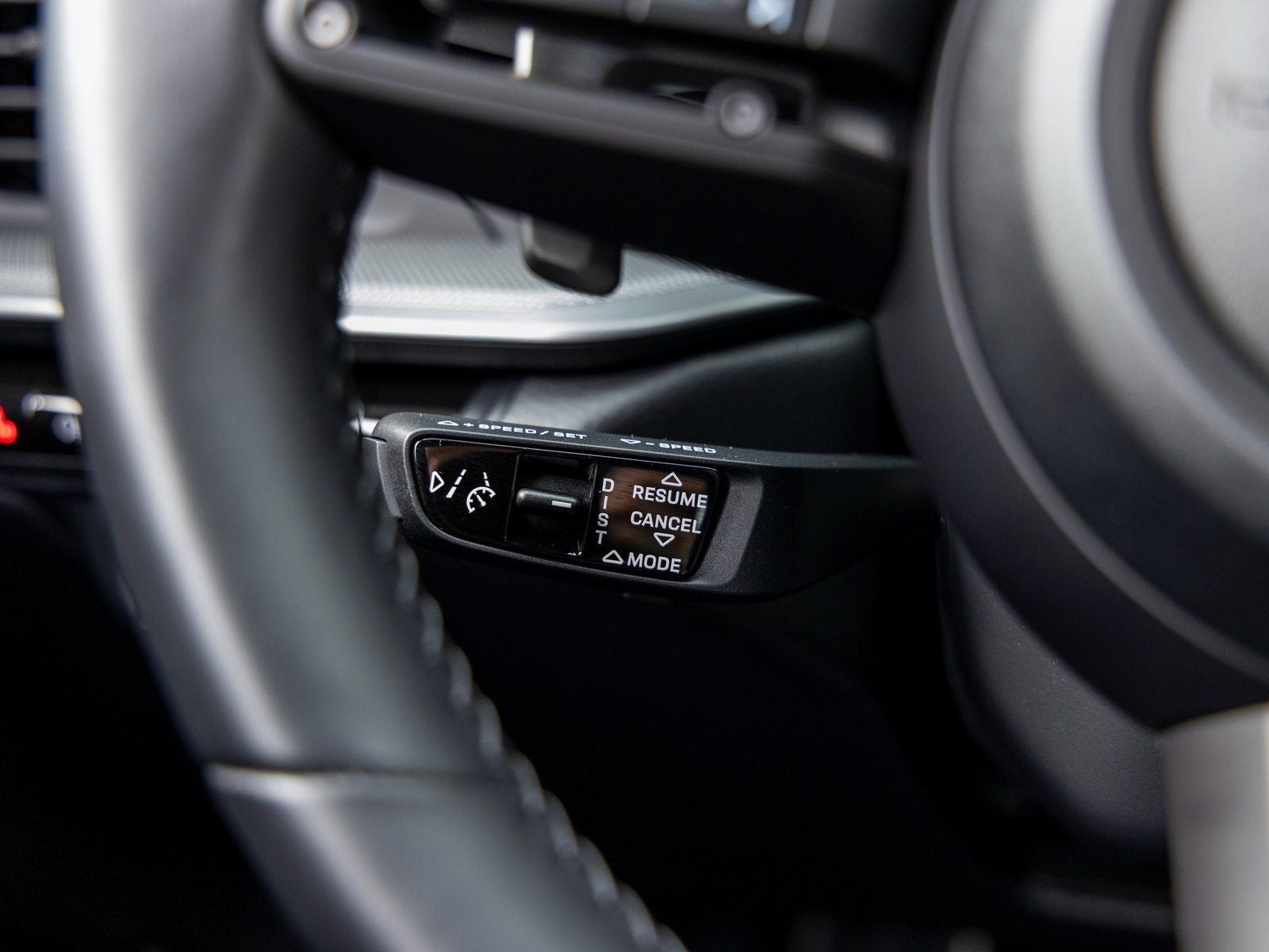 2020 Porsche 911 Carrera 4