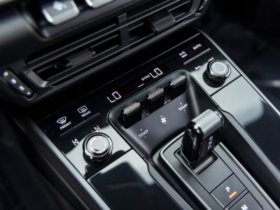 2020 Porsche 911 Carrera 4