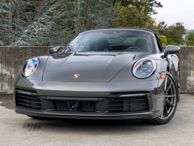 2020 Porsche 911 Carrera 4