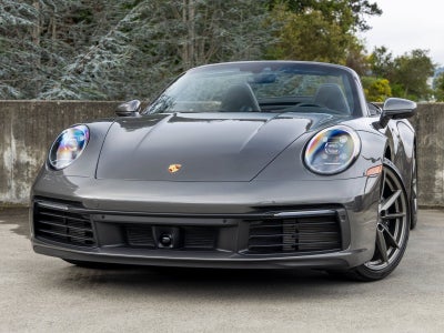 2020 Porsche 911 Carrera 4