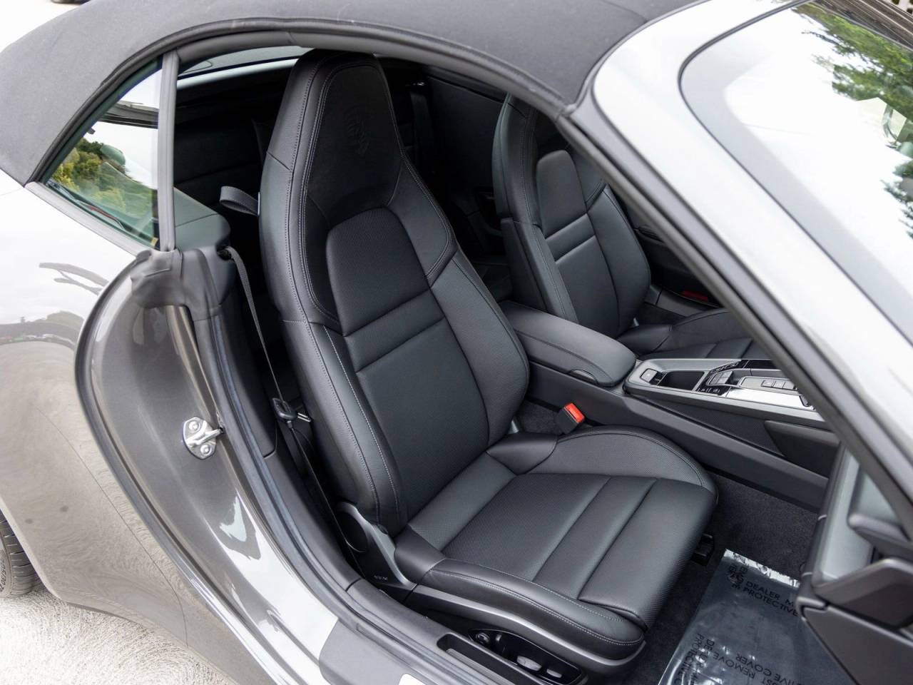 2020 Porsche 911 911 Carrera 4 Cabriolet