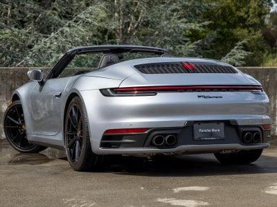 2021 Porsche 911 Carrera Cabriolet