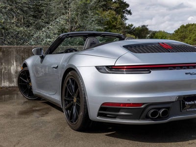 2021 Porsche 911 Carrera Cabriolet