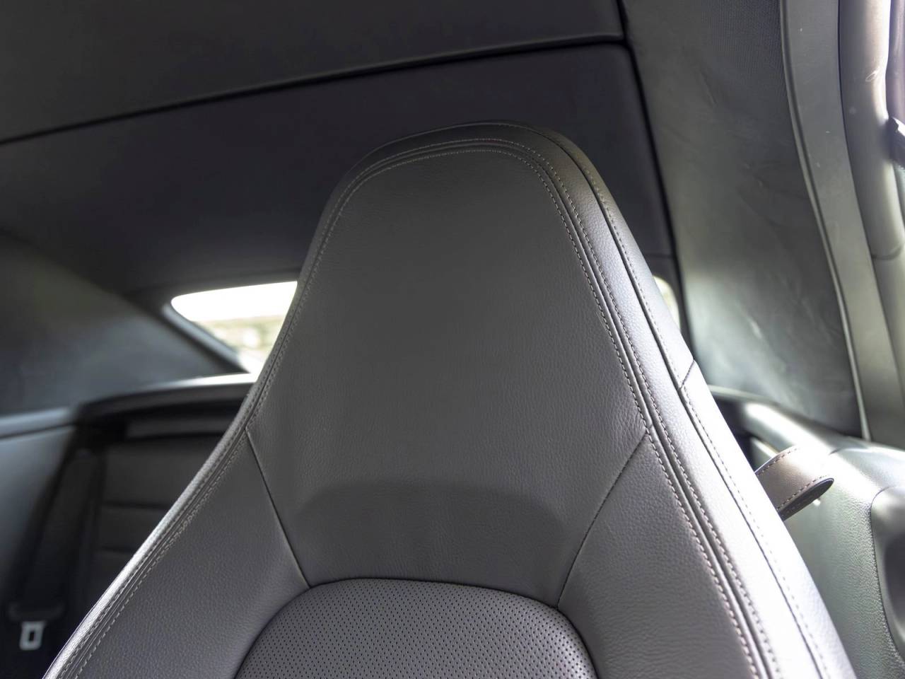 2021 Porsche 911 Carrera Cabriolet