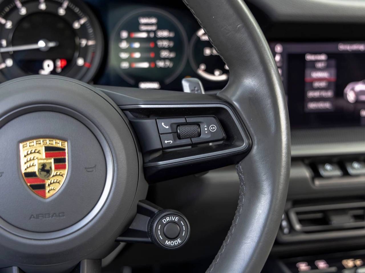 2021 Porsche 911 Carrera Cabriolet