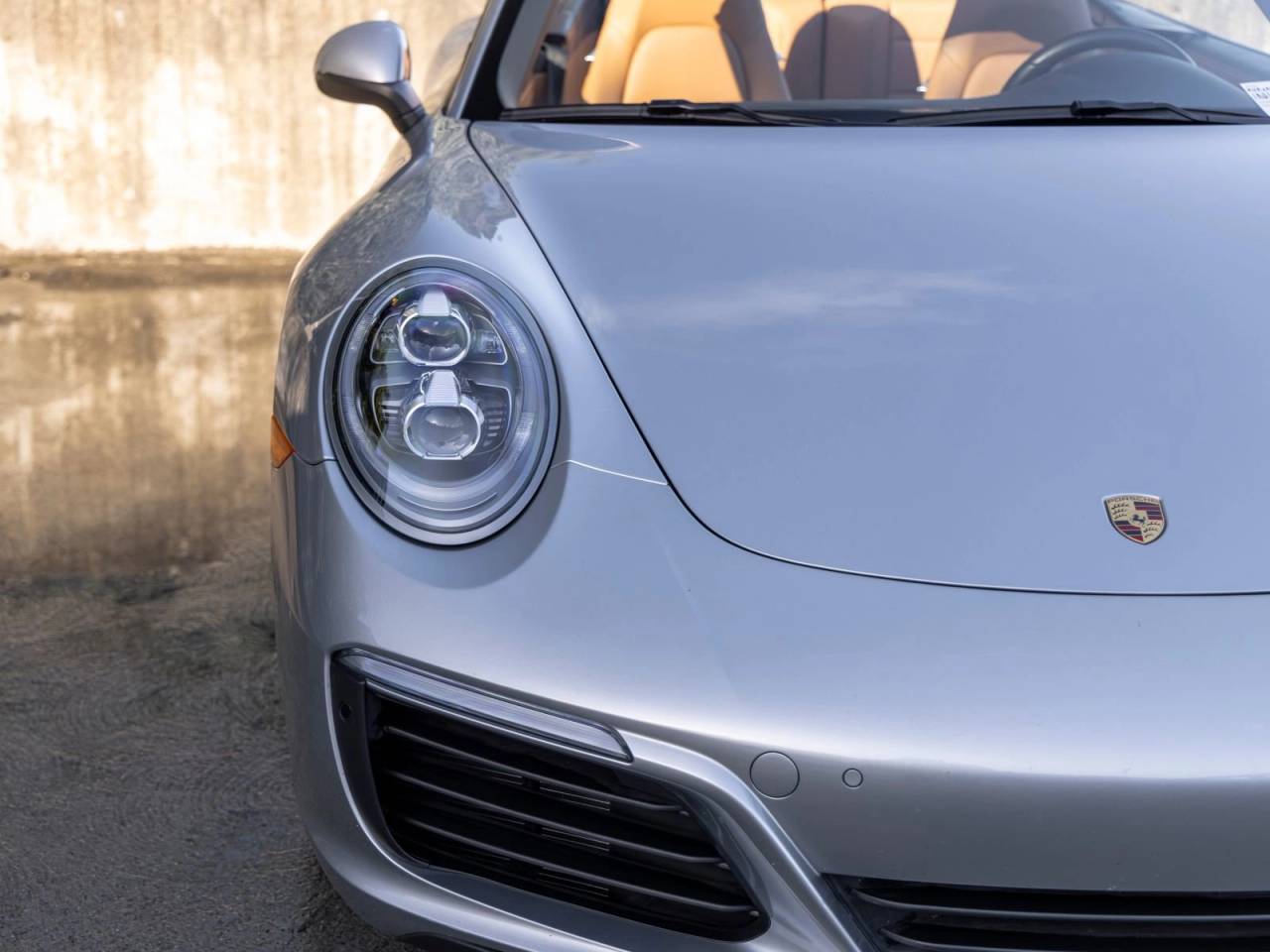 2019 Porsche 911 Carrera S Cabriolet