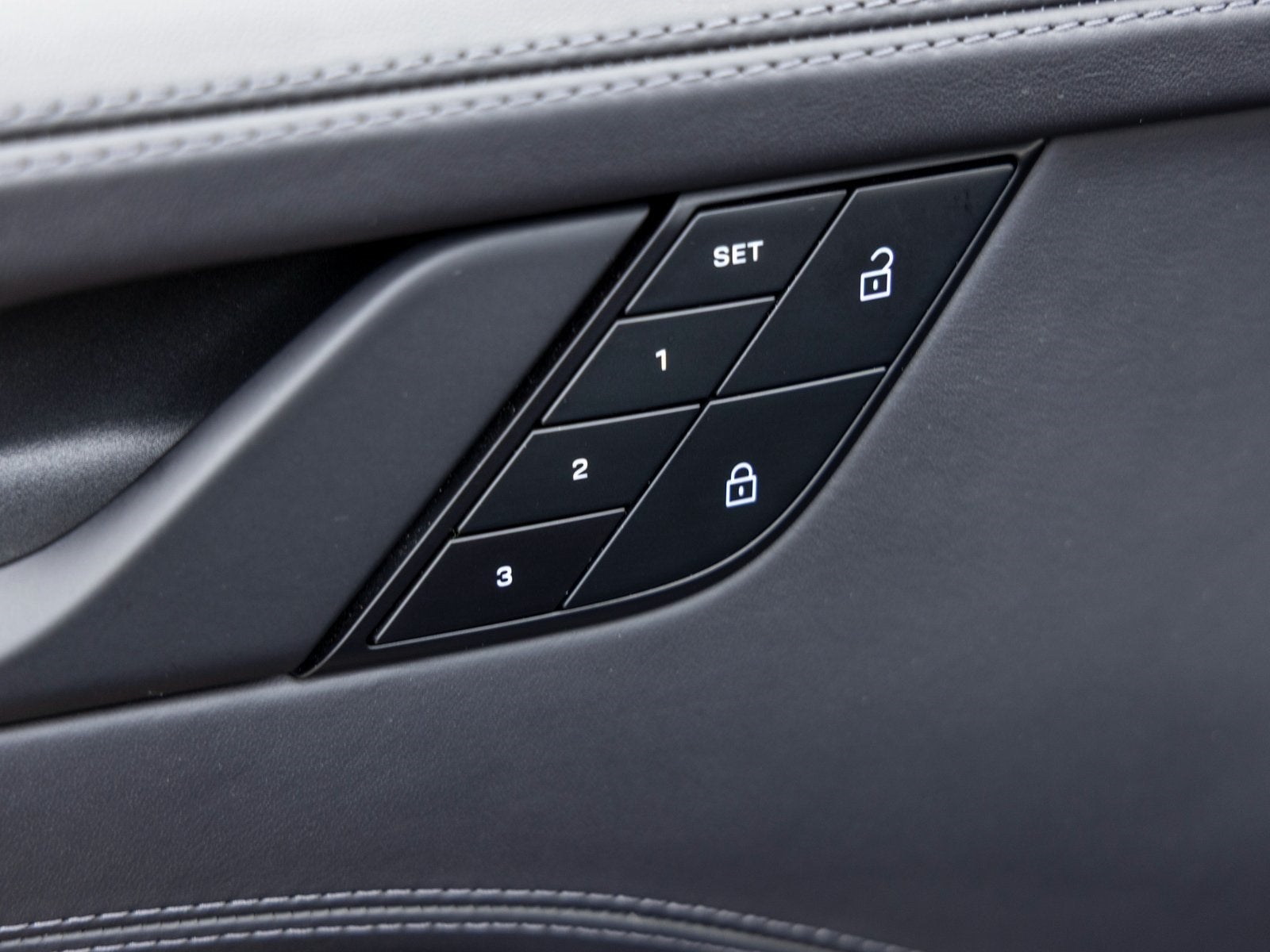 2022 Porsche 911 911 Carrera GTS Cabriolet (MY22)