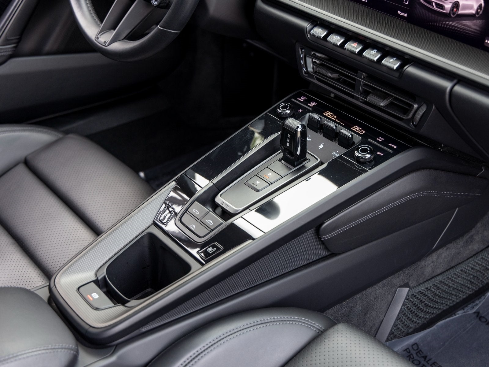 2022 Porsche 911 911 Carrera GTS Cabriolet (MY22)