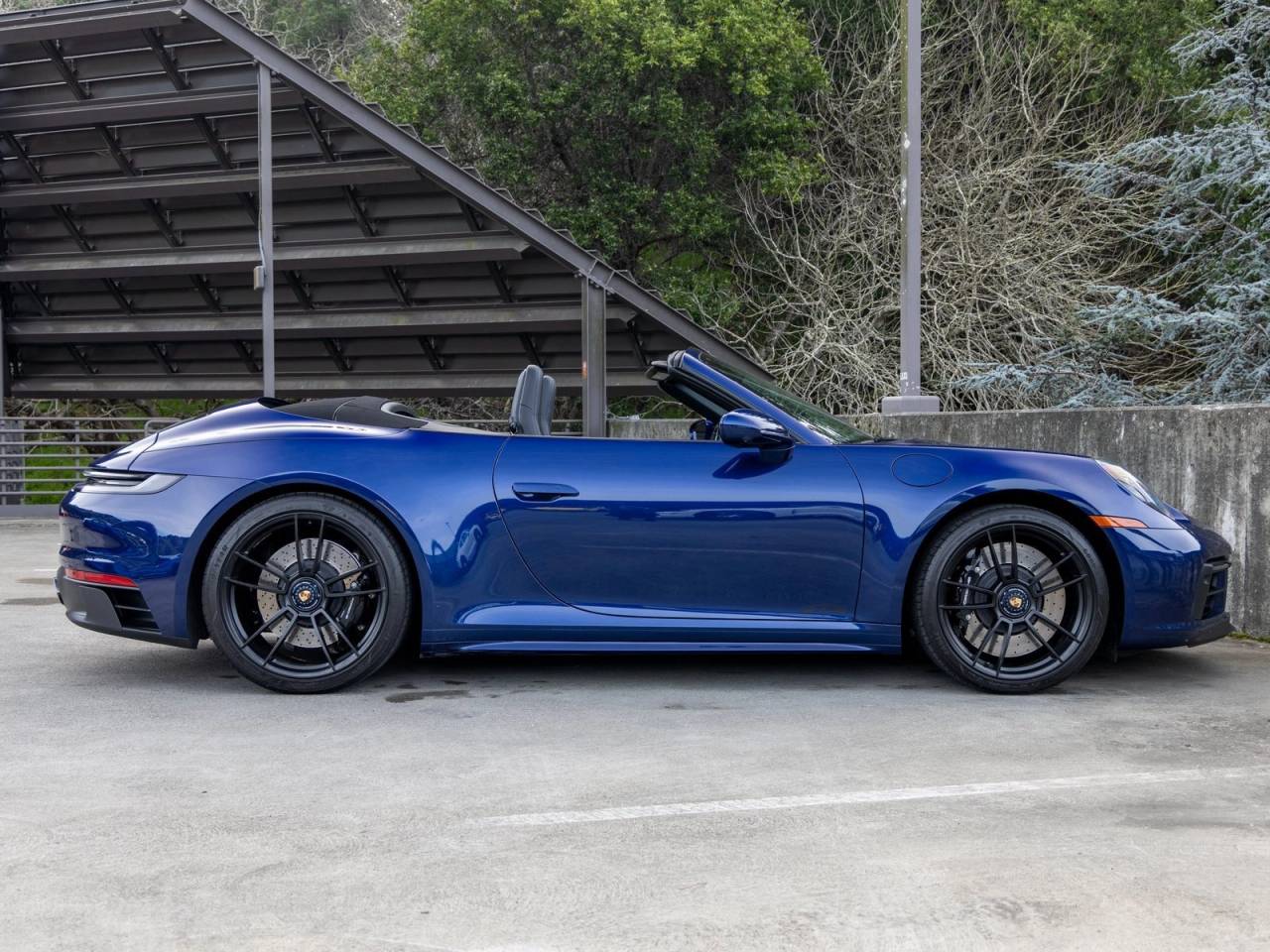 2022 Porsche 911 911 Carrera GTS Cabriolet (MY22)