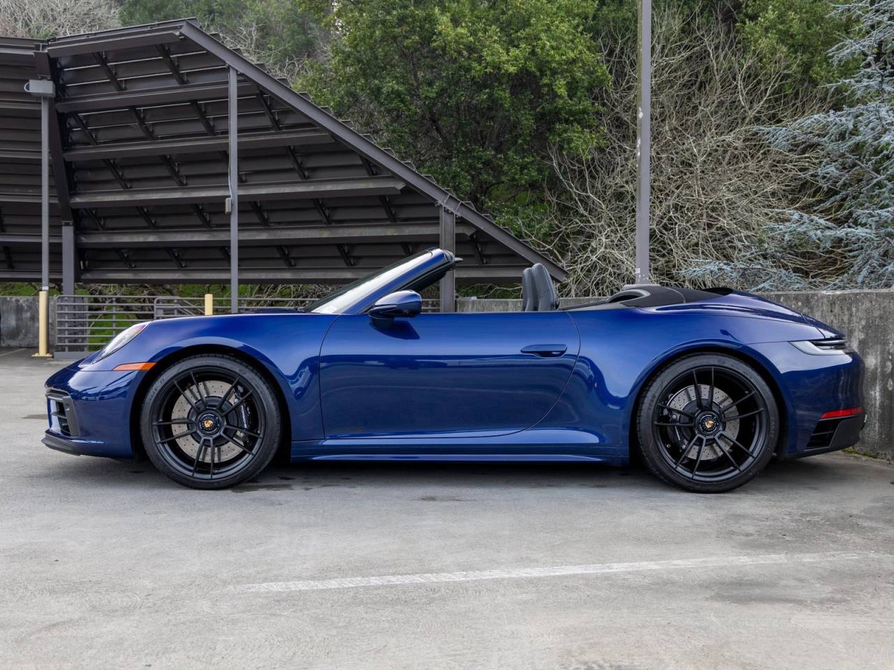 2022 Porsche 911 911 Carrera GTS Cabriolet (MY22)