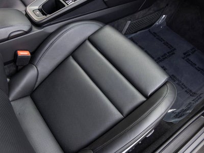 2022 Porsche 911 911 Carrera GTS Cabriolet (MY22)