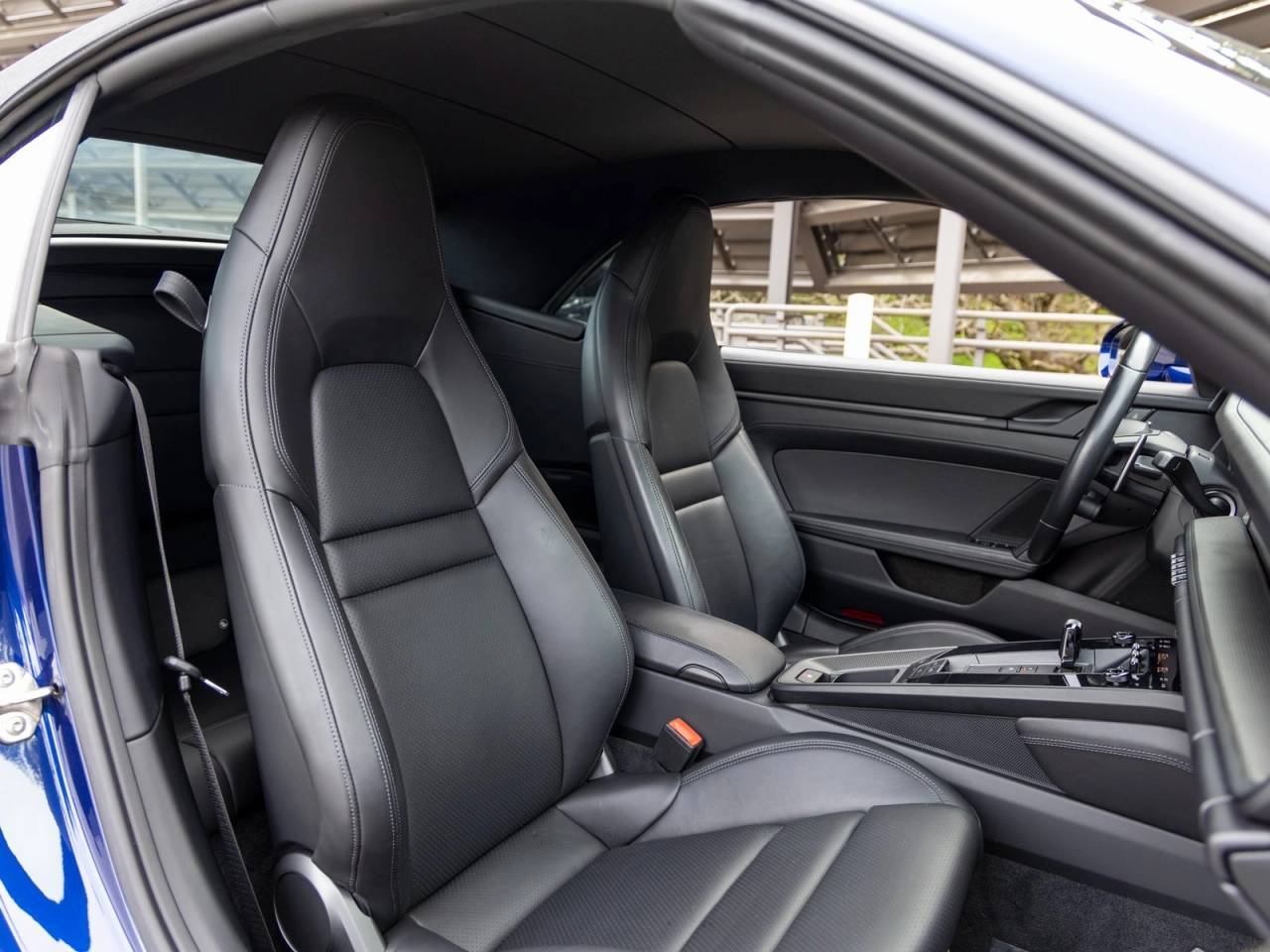 2022 Porsche 911 911 Carrera GTS Cabriolet (MY22)