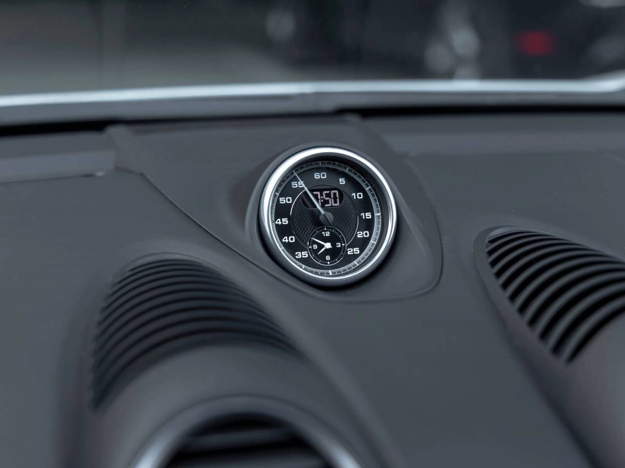 2021 Porsche 718 Spyder