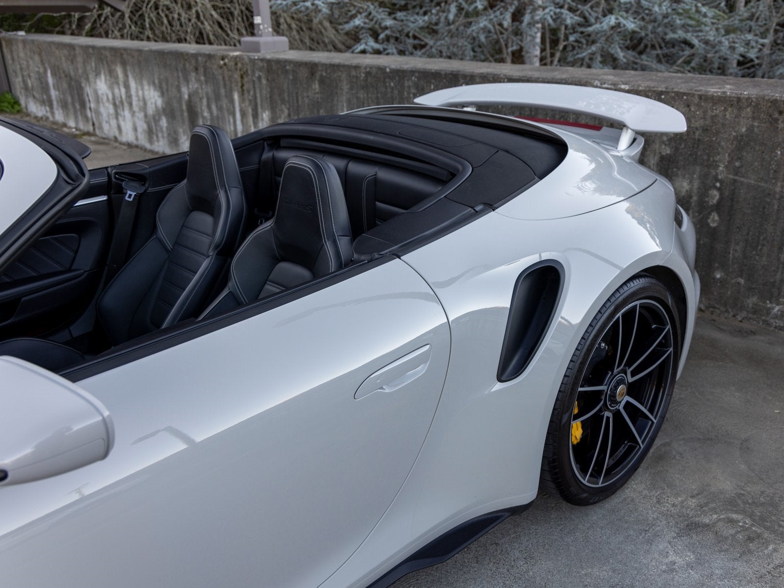 2021 Porsche 911 911 Turbo S Cabriolet (MY21)