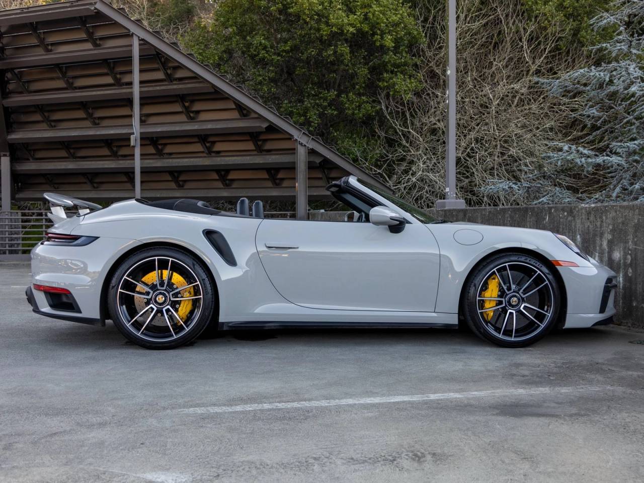 2021 Porsche 911 911 Turbo S Cabriolet (MY21)