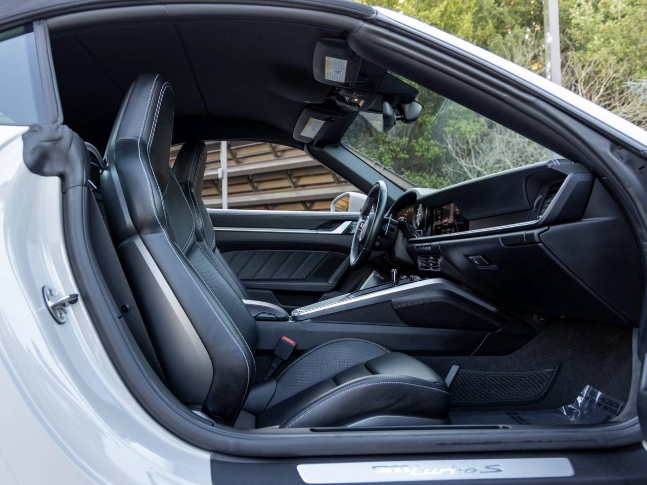 2021 Porsche 911 911 Turbo S Cabriolet (MY21)