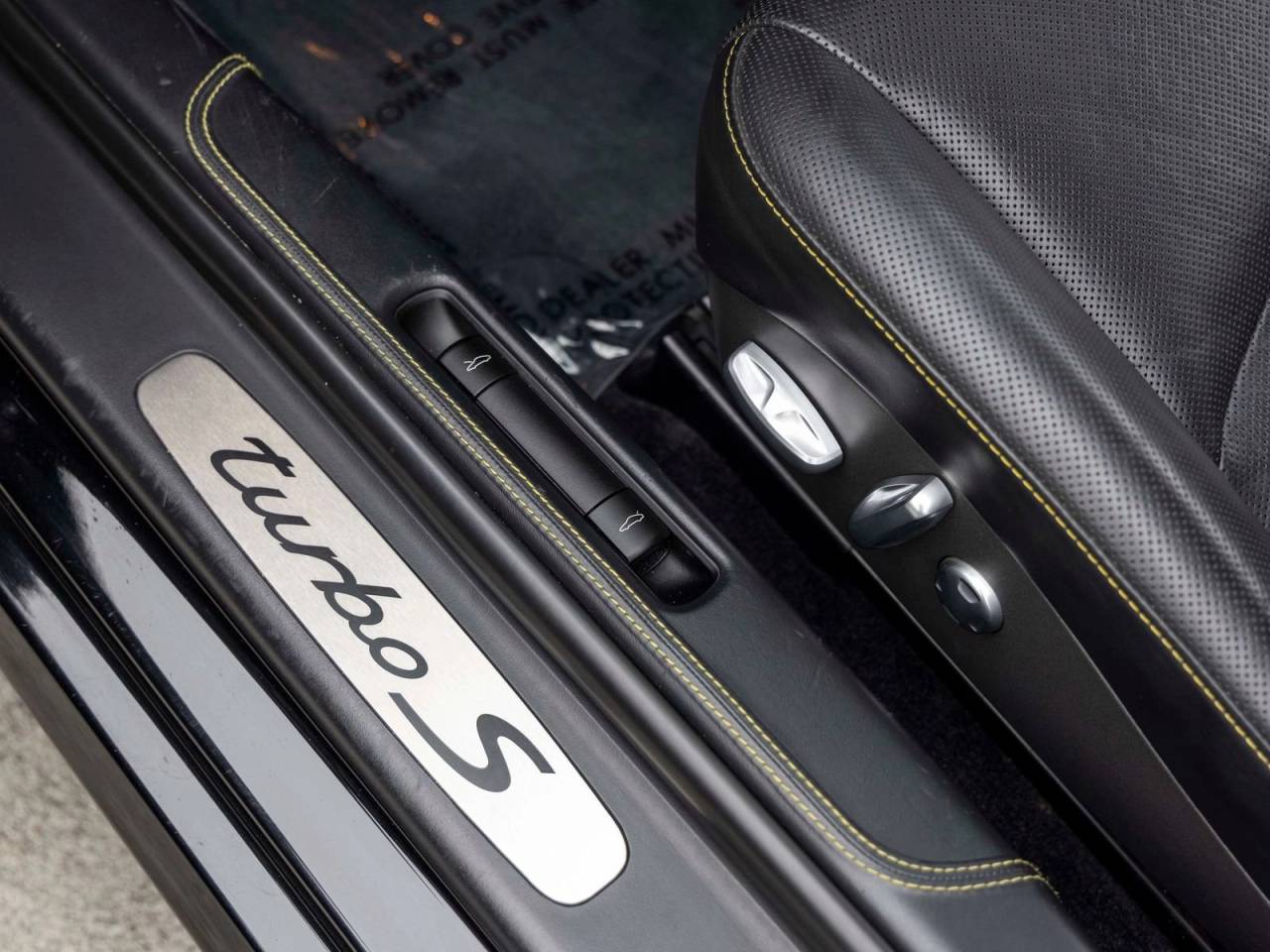 2011 Porsche 911 911 Turbo S Cabriolet