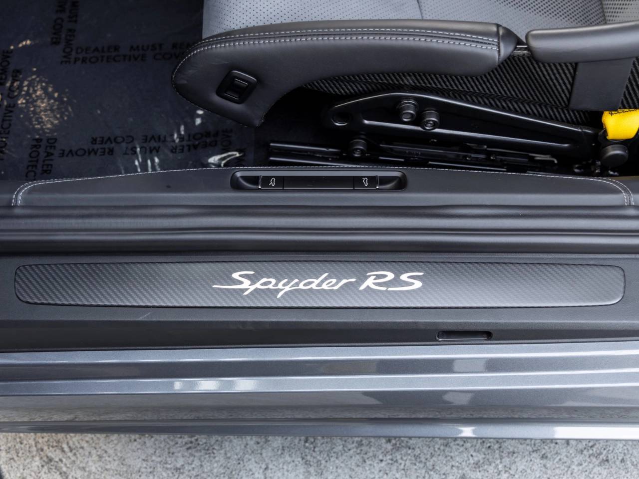 2025 Porsche 718 718 Spyder RS