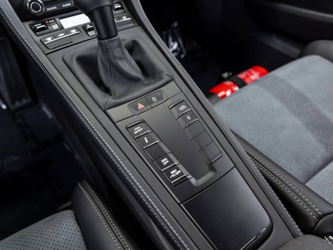 2025 Porsche 718 718 Spyder RS