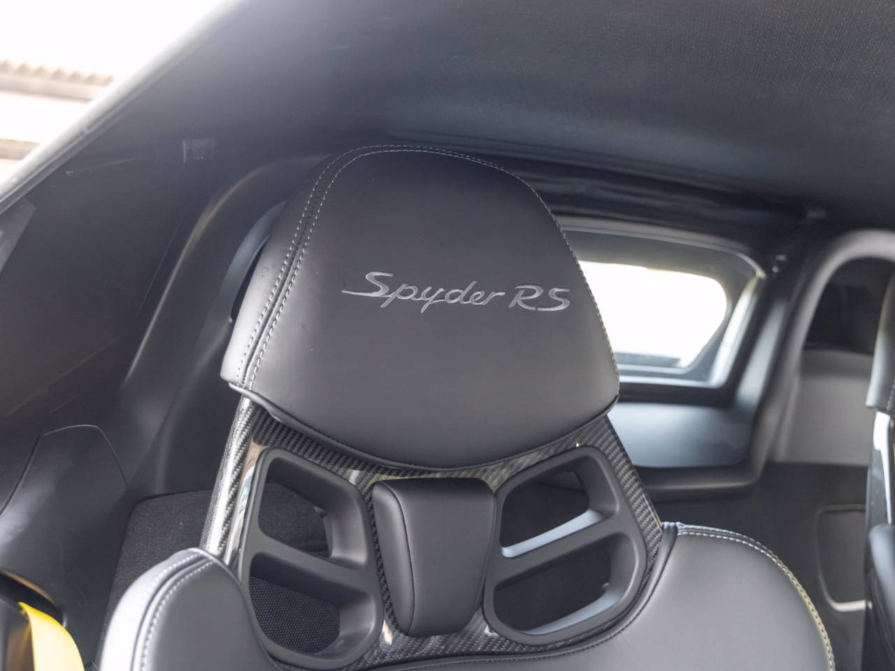 2025 Porsche 718 718 Spyder RS