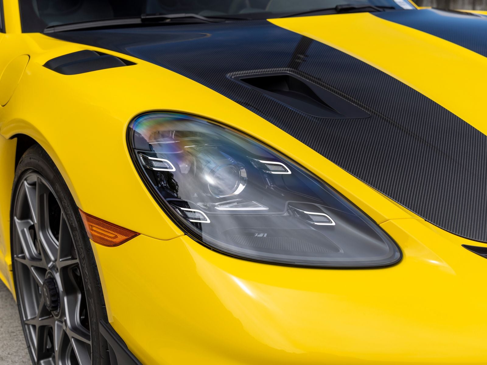 2025 Porsche 718 Spyder RS