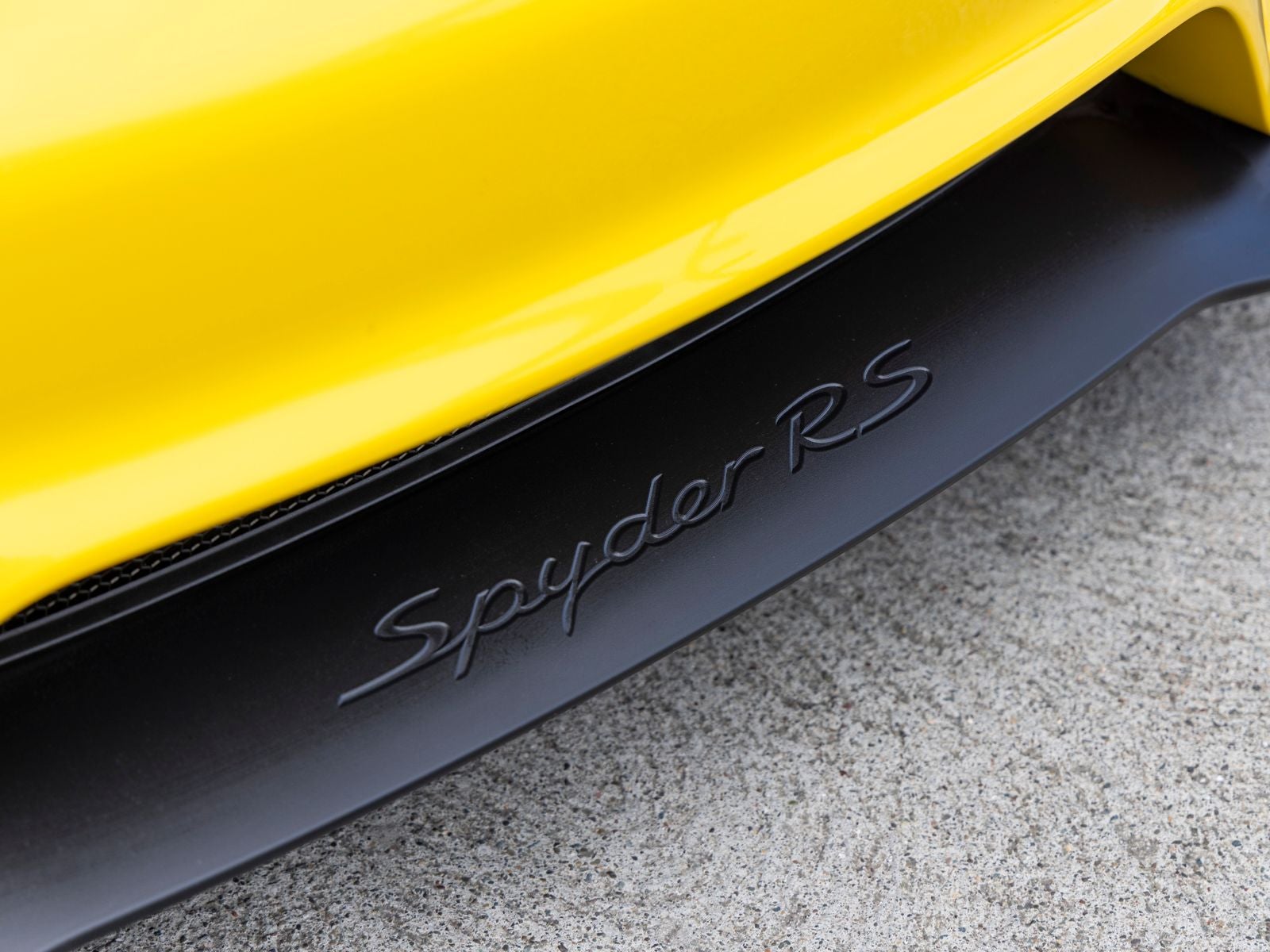 2025 Porsche 718 Spyder RS