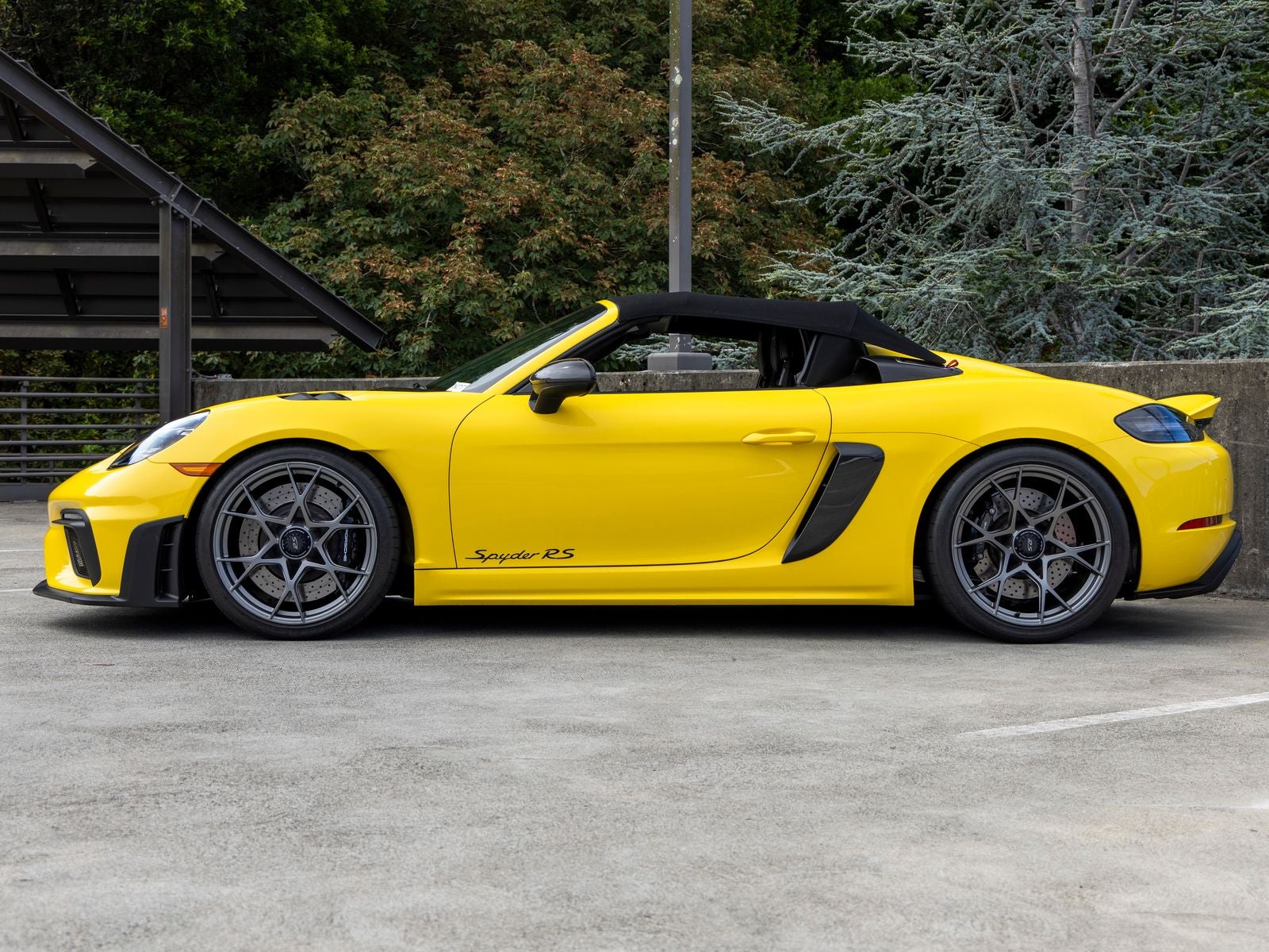 2025 Porsche 718 Spyder RS