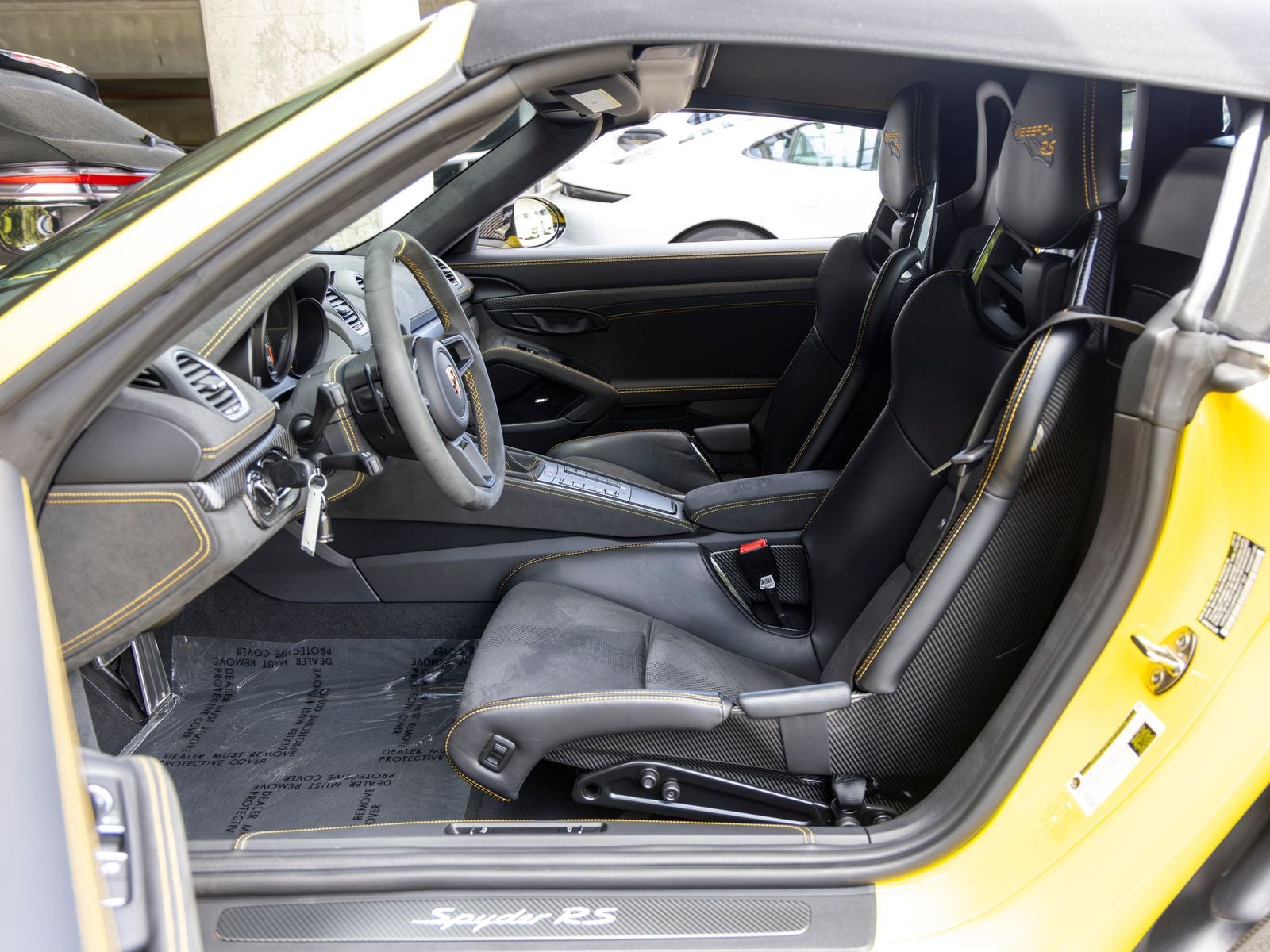 2025 Porsche 718 Spyder RS