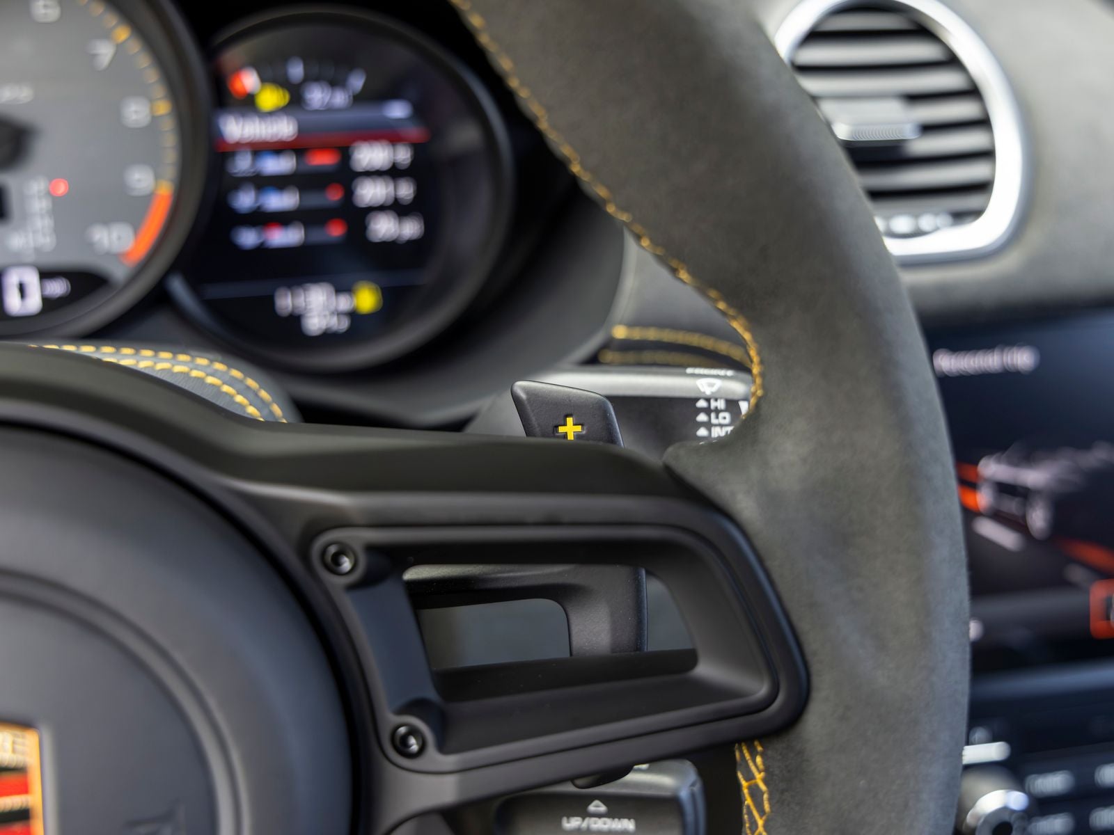 2025 Porsche 718 Spyder RS