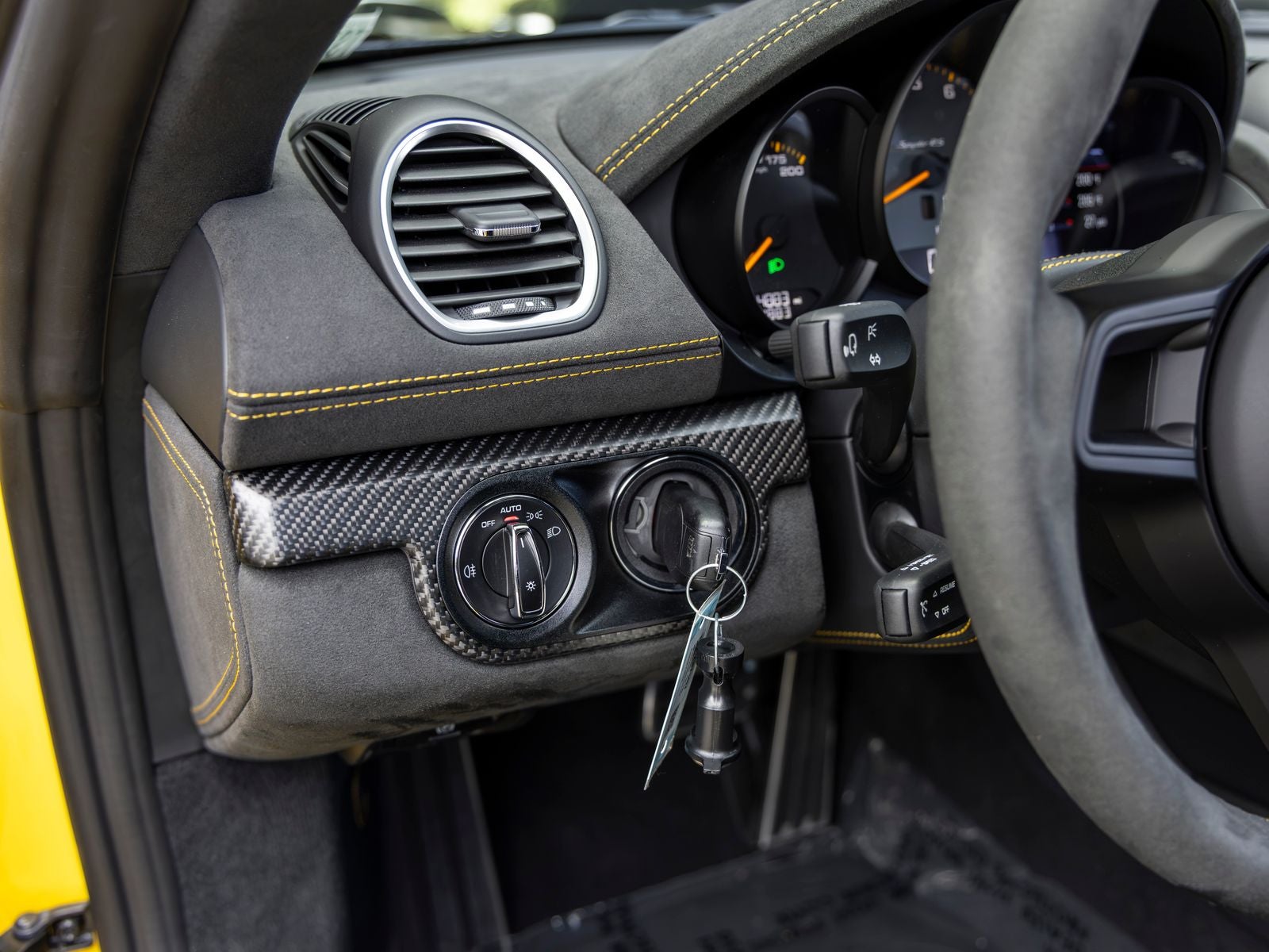 2025 Porsche 718 Spyder RS