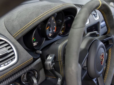 2025 Porsche 718 Spyder RS