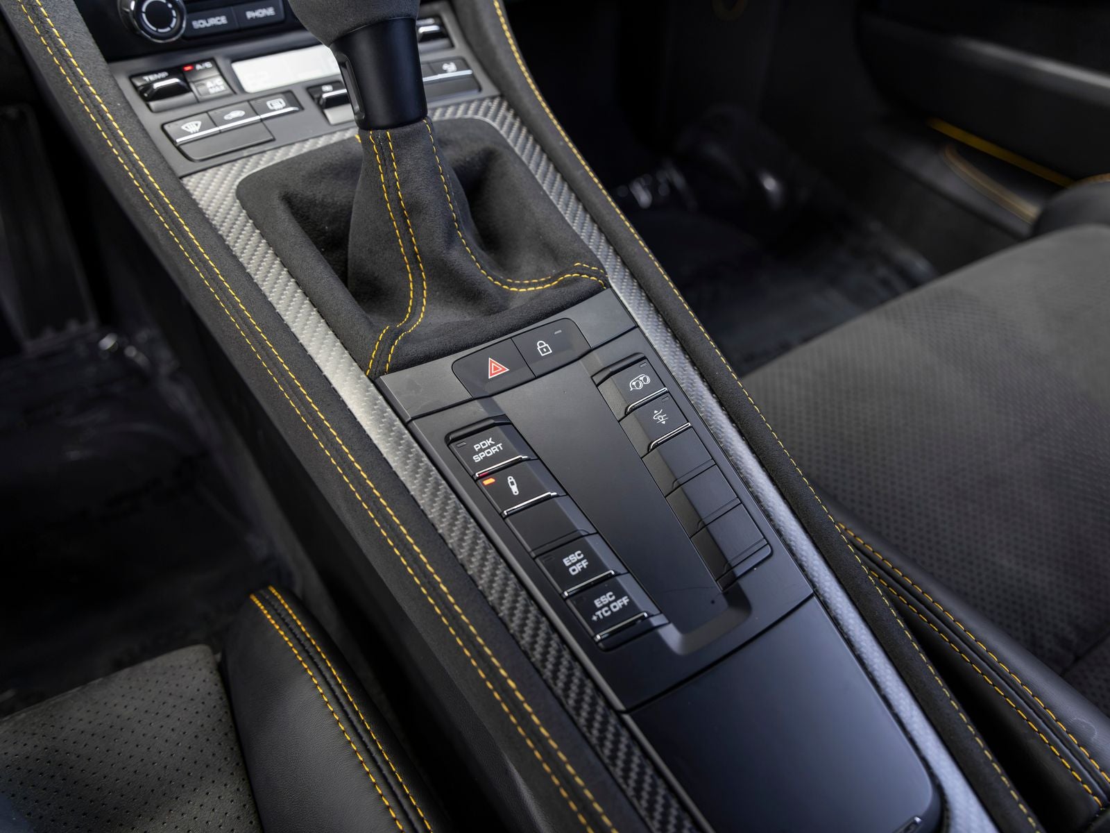2025 Porsche 718 Spyder RS