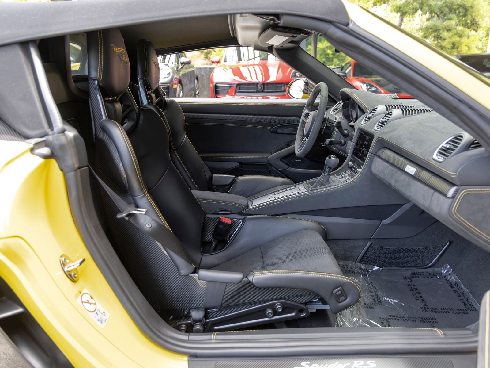 2025 Porsche 718 Spyder RS