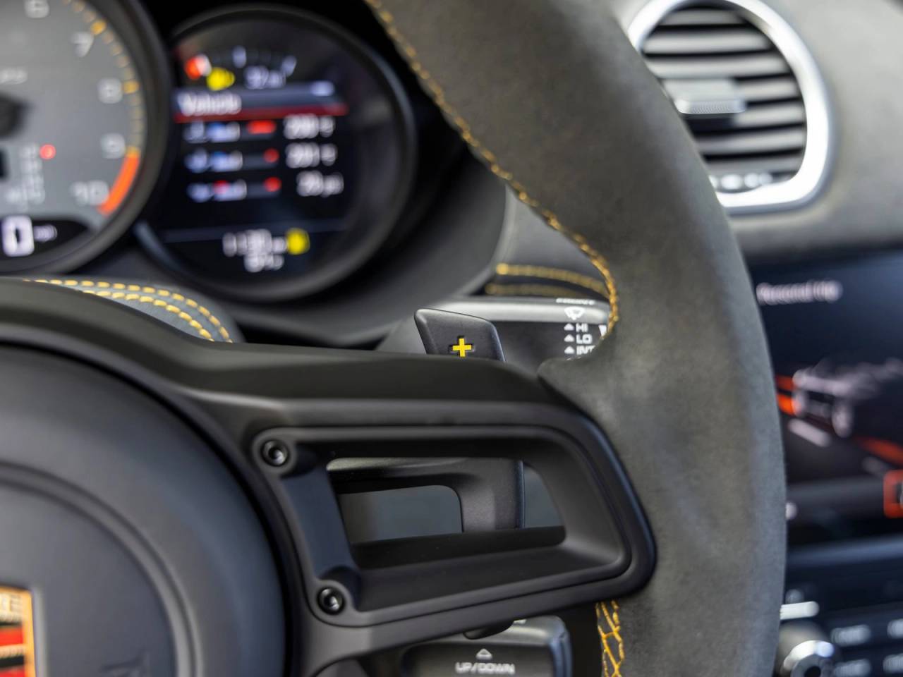 2025 Porsche 718 Spyder RS