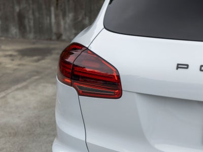2016 Porsche Cayenne Cayenne