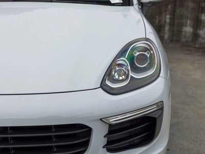 2016 Porsche Cayenne Cayenne