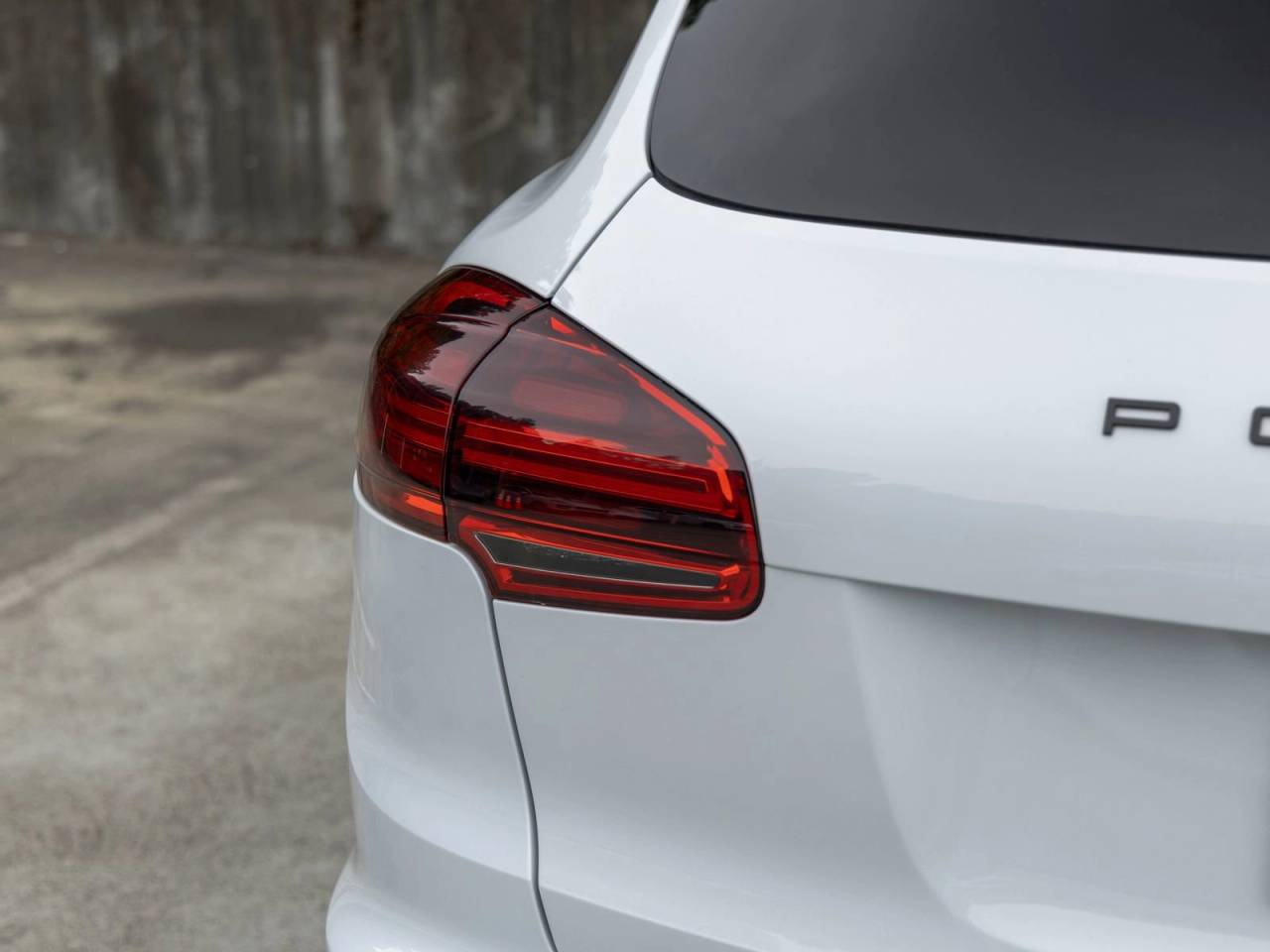 2016 Porsche Cayenne Cayenne