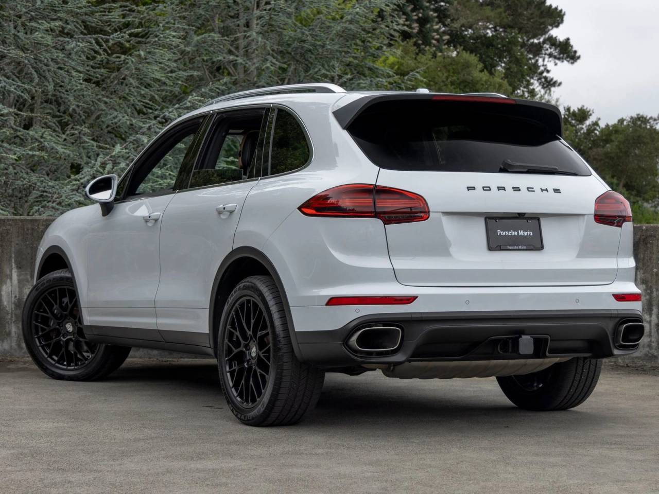 2016 Porsche Cayenne Cayenne