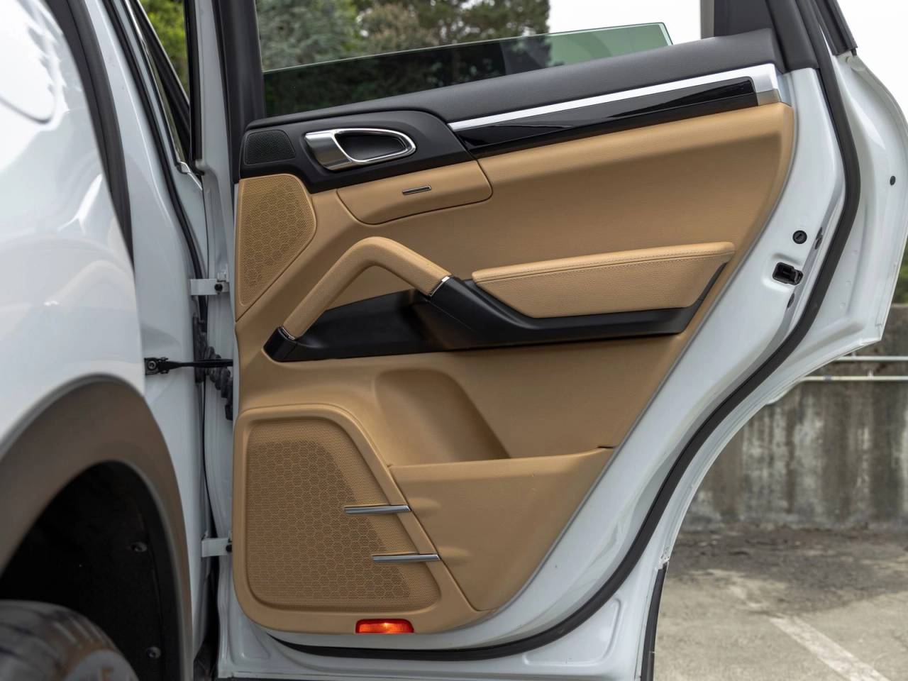 2016 Porsche Cayenne Cayenne