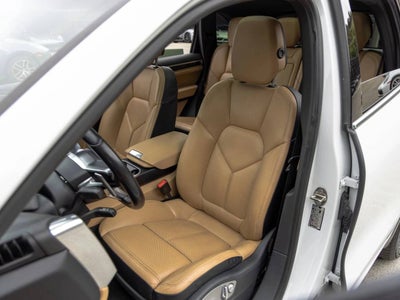 2016 Porsche Cayenne Cayenne